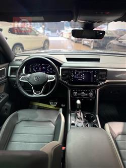 Volkswagen Atlas Cross Sport